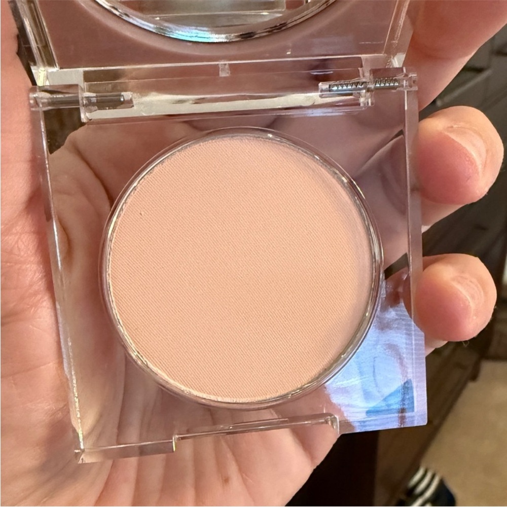 KKW brightening 2 powder